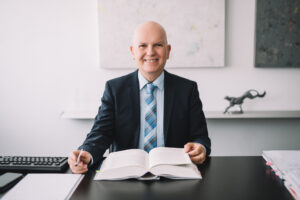 Das Bid zeigt Prof. Dr. Dieter Kugelmann, Landesbeauftragter für den Datenschutz und die Informationsfreiheit Rheinland-Pfalz.