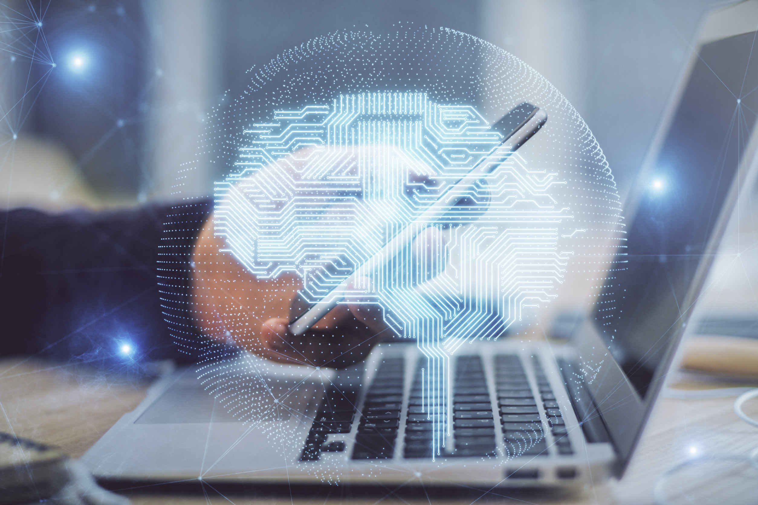 Laptop Hologramm mit Gehirn davor