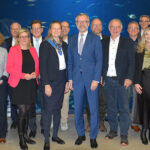 Gruppenfoto (Innenaufnahme): Mitglieder des It-Planungsrats im November 2025