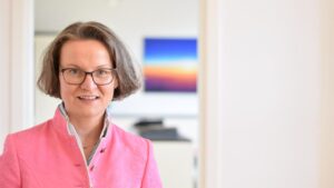 Porträt Ina Scharrenbach