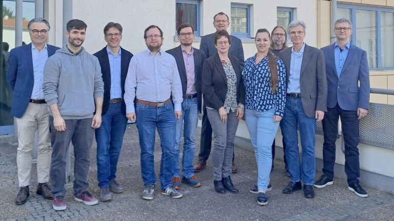 Gruppenbild, Außenaufnahme