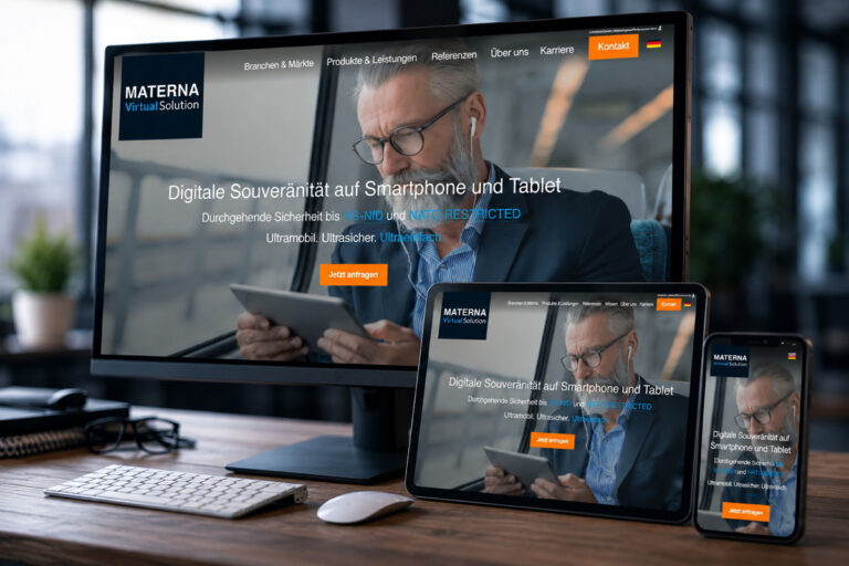 Verschiedene Ausgabedevices stehen auf einem edlen Schreibtisch, alle zeigen die neue Materna-Startpage.